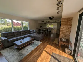 Twin Ports Getaway *Hot tub, Large private yard!* - Image 4