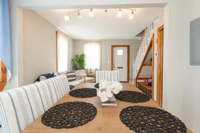 Cozy Coastal Cove - Image 2
