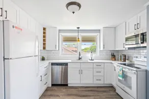 Norwood Nook – 2BR Near O’Hare & Metra - Image 3