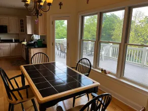 Spacious 5 BR Home near PSU and Stadium - Image 5