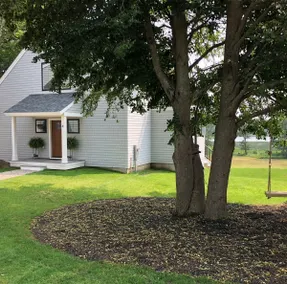 4BR 4.5BA Pet Friendly Riverfront Home - Image 2