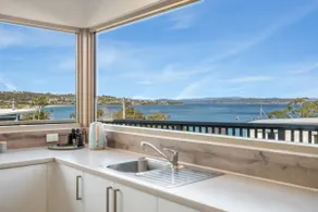 Escape to Coastal Tranquility - Image 4