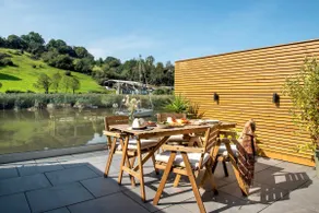 Waterfront Cottage - View Vacations - Image 3