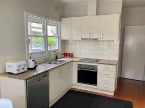 Stay Bendigo 148 Queen CBD living *FREE WiFi* - Image 5