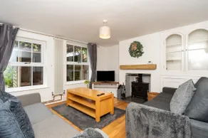 Cottage in Beccles Free Parking - Image 5