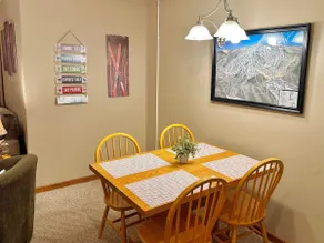 Cozy Condo- Close to Mountain, Ski home trail - Image 4