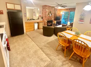 Cozy Condo- Close to Mountain, Ski home trail - Image 3