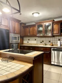 #25 Boqueron 4br Penthouse w/ rooftop & Pool table - Image 5