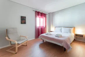 Fernandes Apartments - Image 4