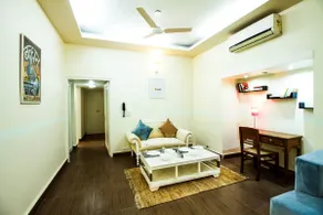 Beautiful Studio Apartment in GK - Image 4