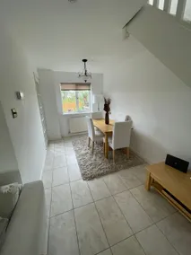 3 bedroom home in Newton Mearns - Image 3