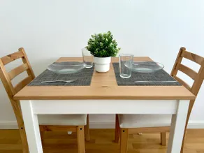 Comfy Flat | Close to Lake & City Center! - Image 3