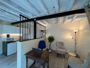 Small blue cottage - Image 5