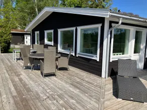 Accommodation with private lakeside plot incl. outbuilding - Image 5