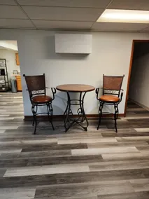 Convenient & spacious 3 bedroom - Image 4