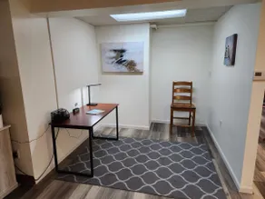 Convenient & spacious 3 bedroom - Image 5