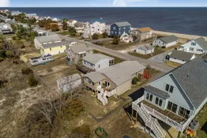 Pet Friendly Home In A Private Beach Community! - Image 3
