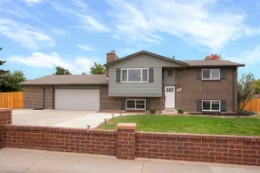 DenverStays | Bright 4BD Suburban Nest w/Garage! - Image 4