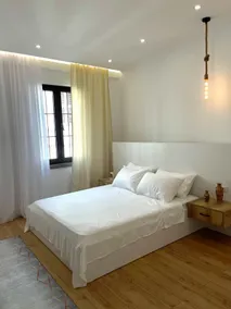 Comfy condo in Pedestrian street - Image 2
