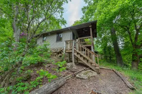 Mountain cabin getaway - Image 2