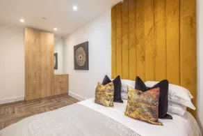MODERN, FURNISHED LEICESTER CITY CENTRE APARTMENT! - Image 2
