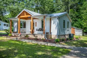 Jordan Lake Bungalow with boat parking - Image 3