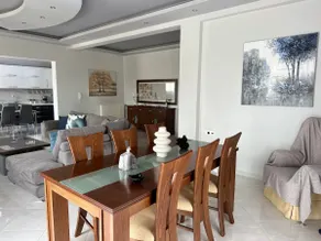 Luxury apartment - Image 2