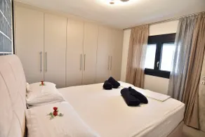 Good Vibes Suite - Image 2