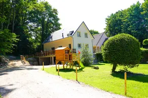 Les Tilleuls, Cottage with shared garden and pool - Image 2