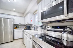 Poolside Haven Near Golf Course Sleeps 12 - Image 5