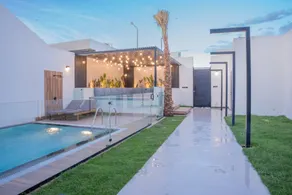 Luxurious two-story apartment with private pool (1) - Image 2