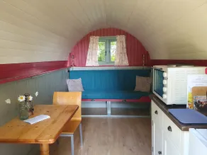 Red Glamping Pod - in the heart of North Devon - Image 3