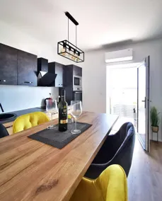 Alex Home Apartments - Image 2