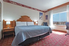209 | King Suite in Midway by Wasatch SP + Pool - Image 4