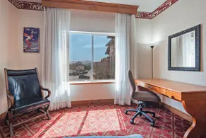 209 | King Suite in Midway by Wasatch SP + Pool - Image 3