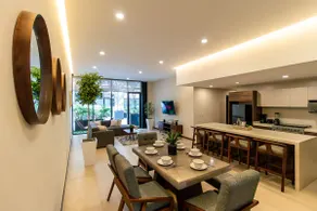 Luxurious and exclusive apartment - Image 2