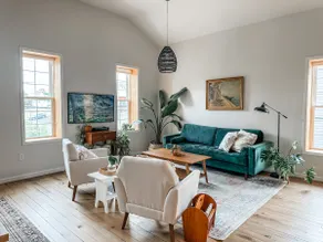 Baltic Loft on Main - Image 4