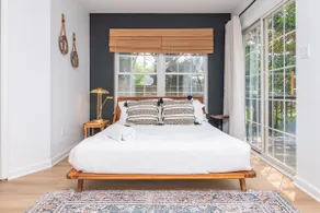 Hot tub, Pool, Shop & Dine, Sleeps 8 - Image 5