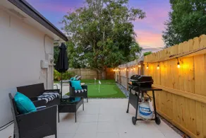 *NEW* Renovated Coastal Cottage - Image 5
