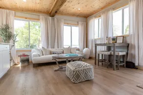 The White Cottage with infinity views - Image 4