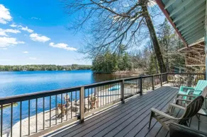 Beautiful Lakefront Lake House near Mt. Sunapee - Image 3