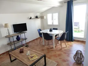 Nice apartment in a Provençal farmhouse. - Image 2