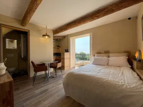 Charming studio with balcony and panoramic sea view - Image 5