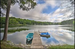 Scenic Lakefront Near Golf & Town with Hot Tub - Image 5