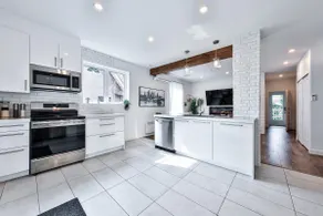 Theater - Downtown - Image 2