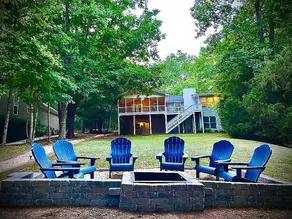 Boat House on Lake Hartwell – Dock, Boat, Games - Image 2