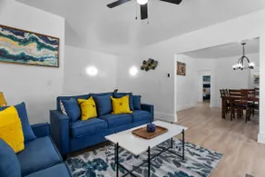 Modern 2 Bedroom Apartment in Kansasa City - Image 3