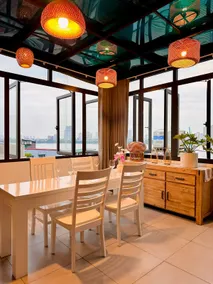 Penthouse LakeView /1 Brs/Premium/15' toOld Town - Image 3