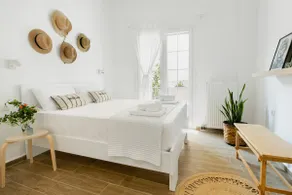Cozy & modern central apartment - Image 2
