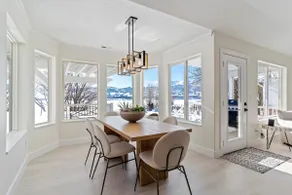 The Lake Front Retreat - Image 5